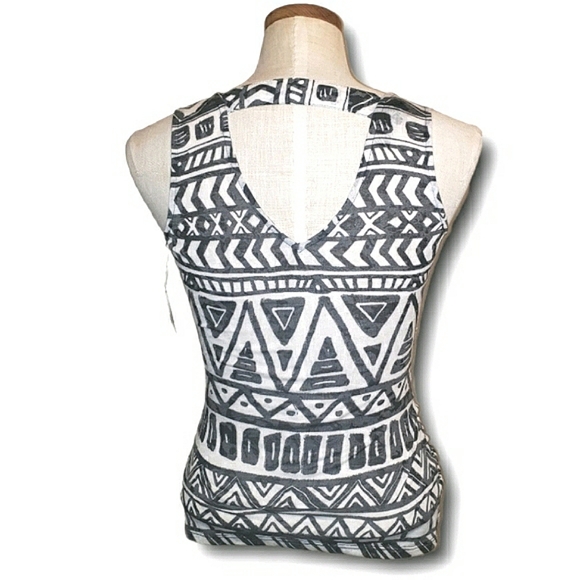 INC International Concepts Tribal Ruched Cut Out Back Black White Top SP - Picture 4 of 16